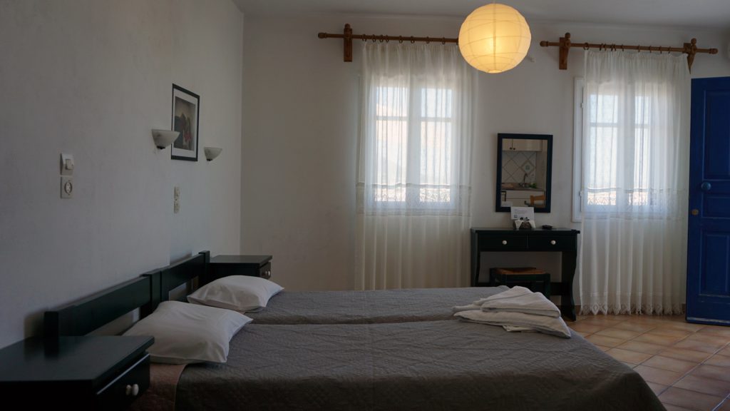 Studio with 2 single beds, Votsalo apartments Naousa, Paros